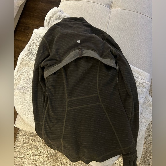 Lululemon zip up 4 - Picture 2 of 5